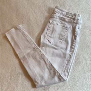 A&F White Harper Low Rose Super Skinny White Jeans